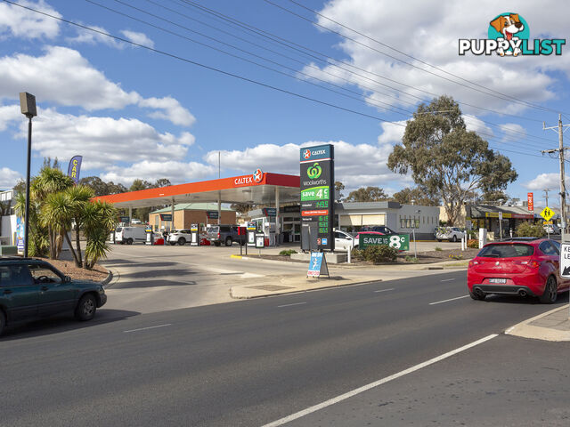 Woolworths/Caltex 123-125 Condon Street BENDIGO VIC 3550