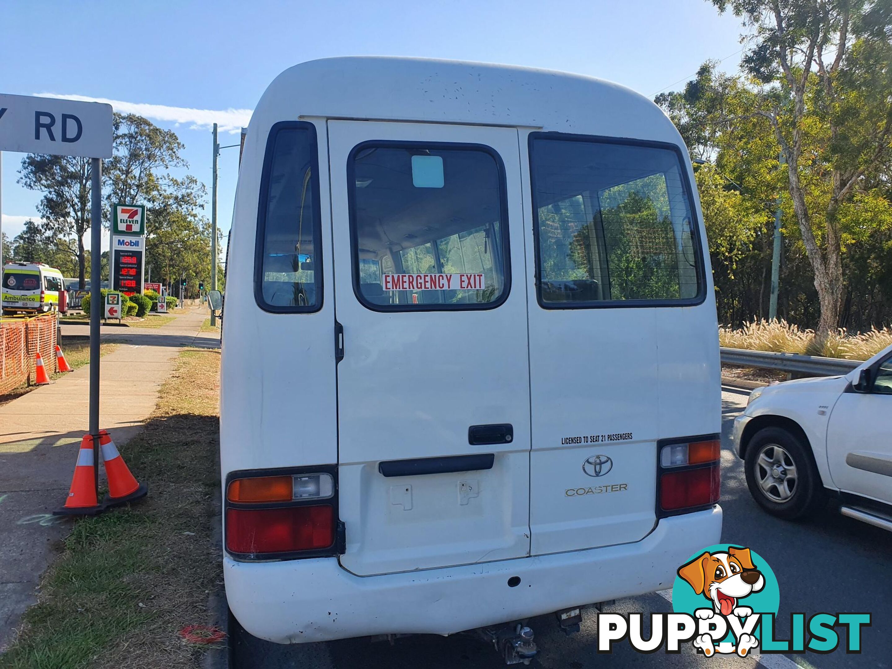 2001 TOYOTA COASTER   BUS