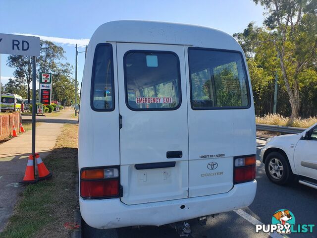 2001 TOYOTA COASTER   BUS