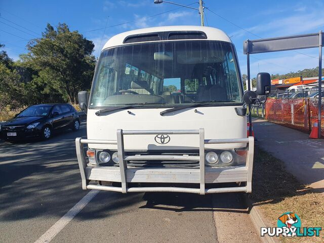 2001 TOYOTA COASTER   BUS