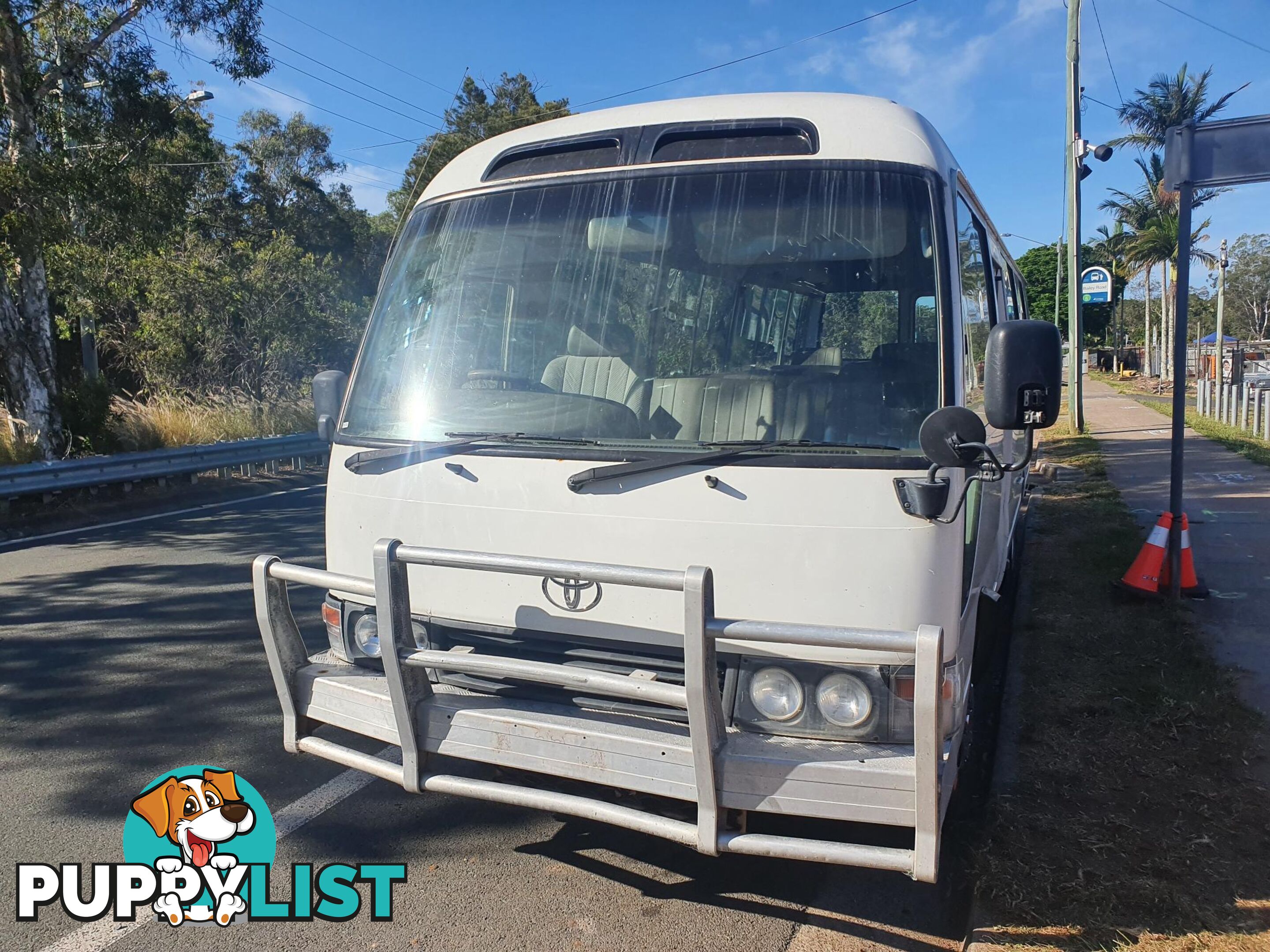 2001 TOYOTA COASTER   BUS