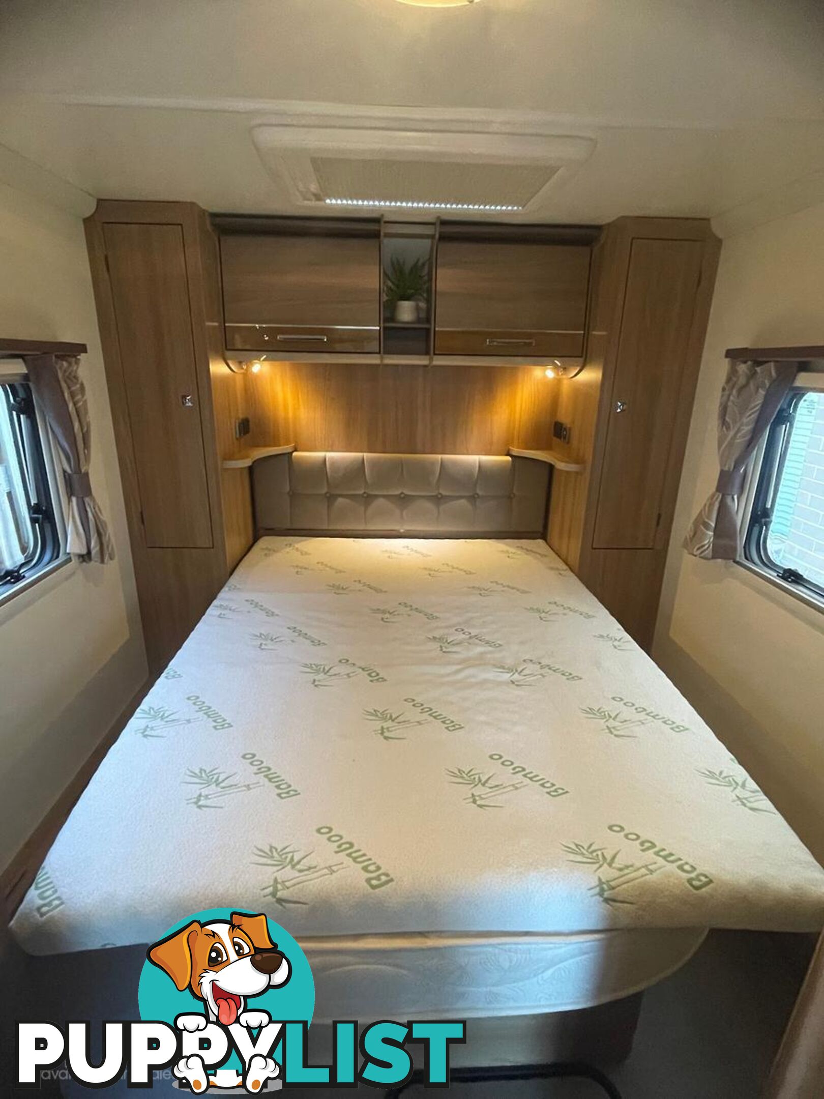 2017 Bailey UNICORN 7.9m (26ft) Pamplona