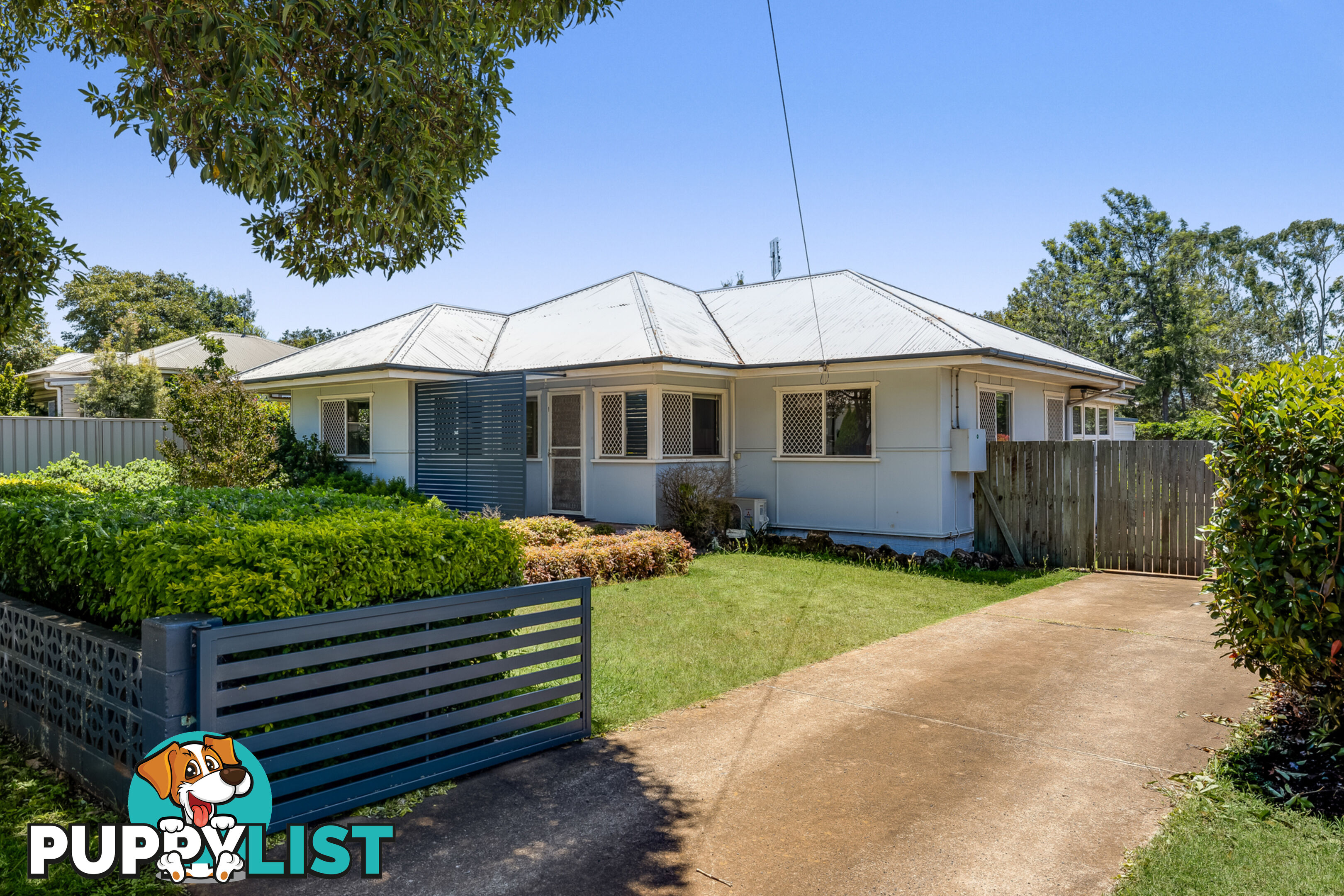 19 Warwick Street HARRISTOWN QLD 4350