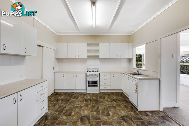 19 Warwick Street HARRISTOWN QLD 4350