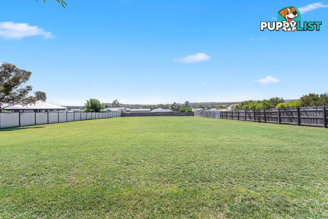 19 Curlew Street MERINGANDAN WEST QLD 4352