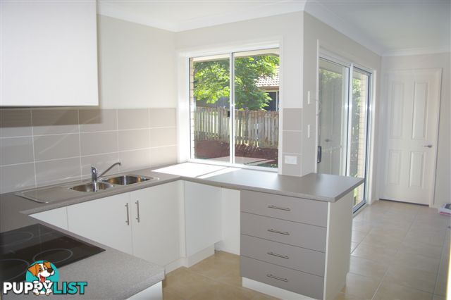 10 Chopin Street ROCKVILLE QLD 4350