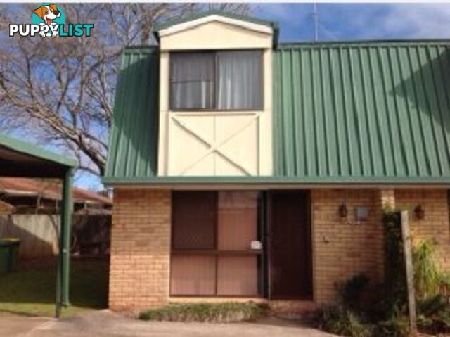 4/4 Garget Street TOOWOOMBA CITY QLD 4350