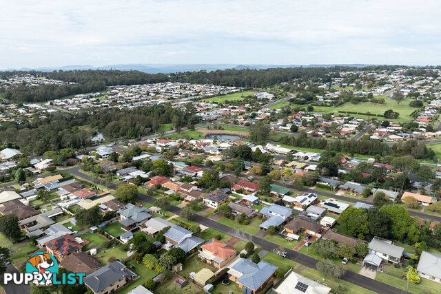 19 Sardon Street CENTENARY HEIGHTS QLD 4350