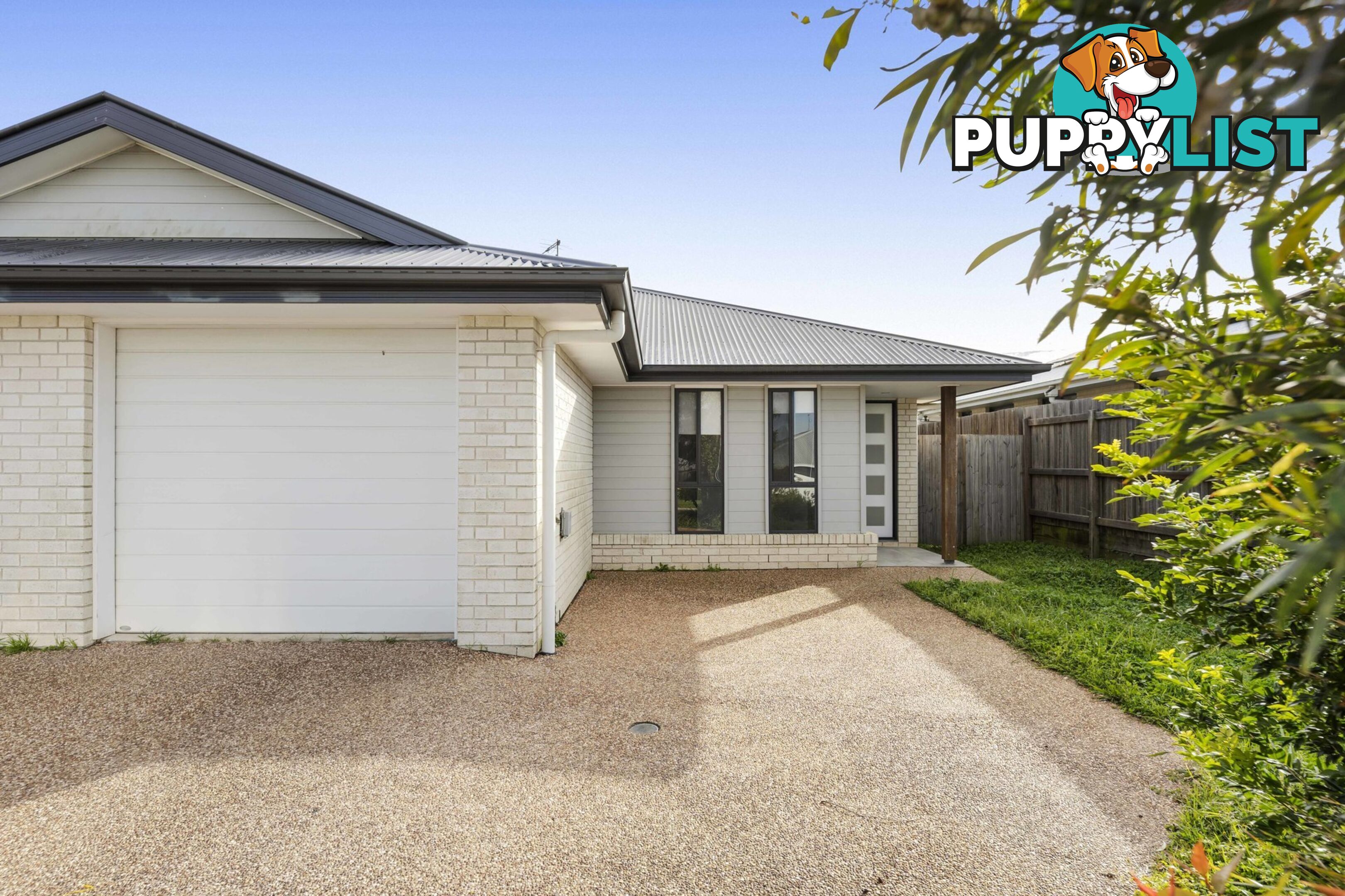 2/83 Sanctuary Drive CRANLEY QLD 4350