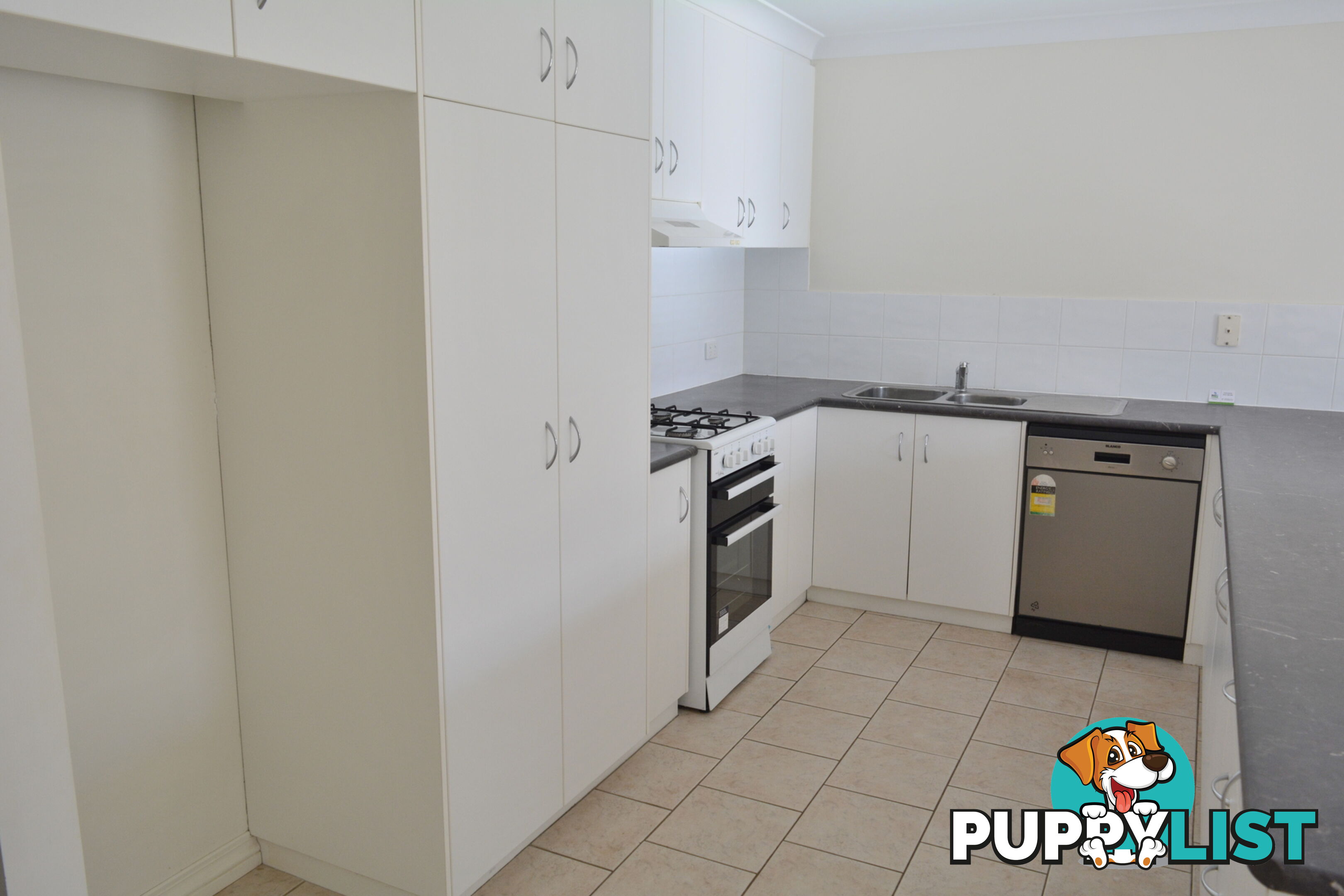 1/12 Uniplaza Court KEARNEYS SPRING QLD 4350