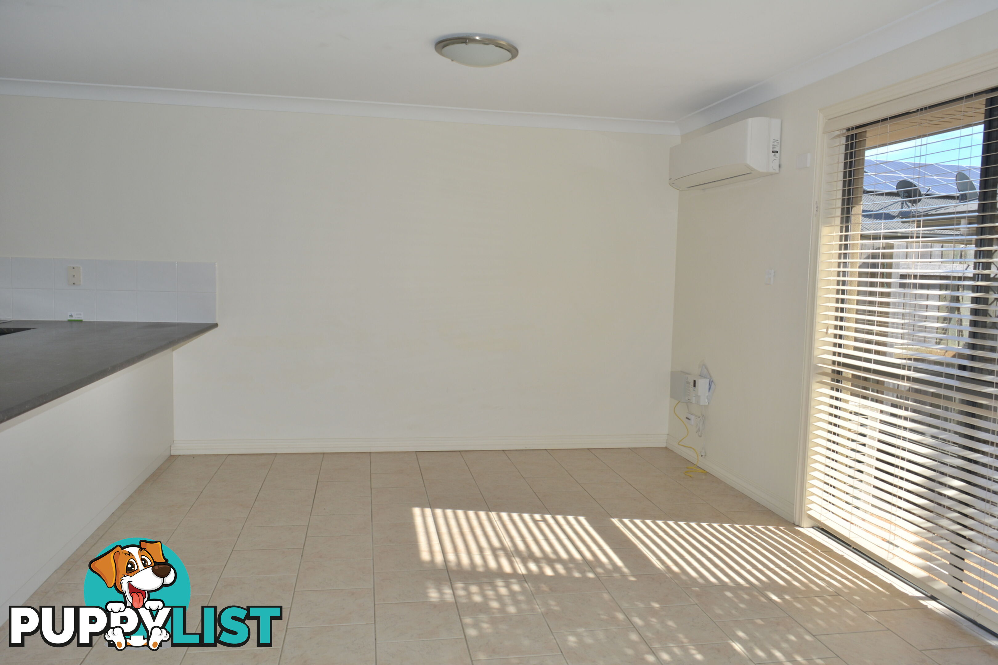 1/12 Uniplaza Court KEARNEYS SPRING QLD 4350