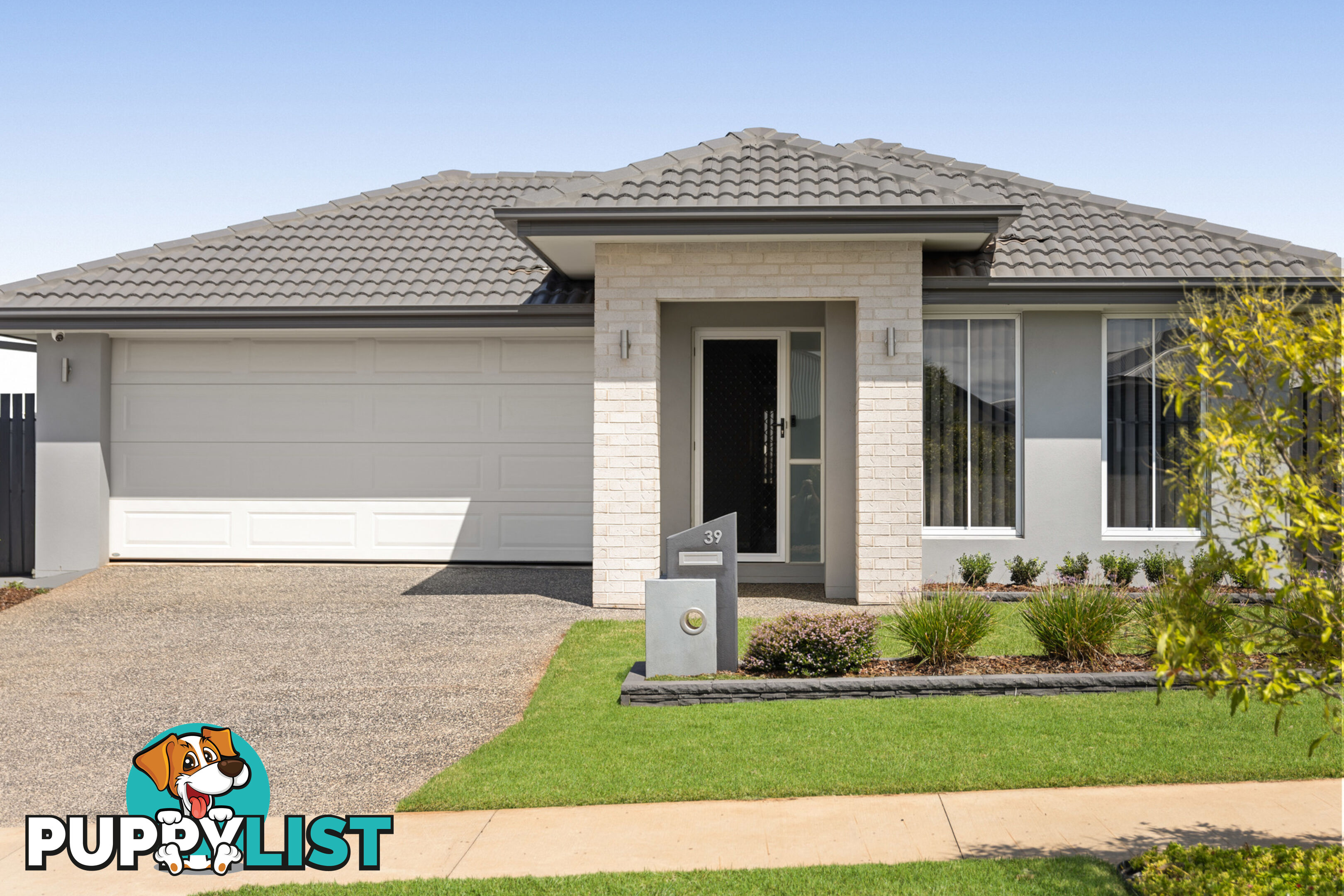 39 McAulay Avenue HIGHFIELDS QLD 4352