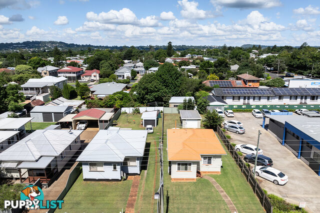 134 & 134A Holberton Street NEWTOWN QLD 4350