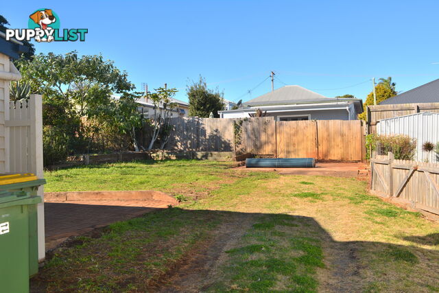 4 Sir Street NORTH TOOWOOMBA QLD 4350