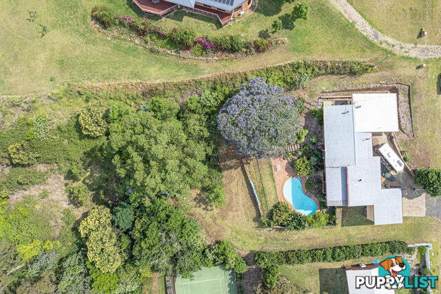 13 Murphys Creek Road BLUE MOUNTAIN HEIGHTS QLD 4350