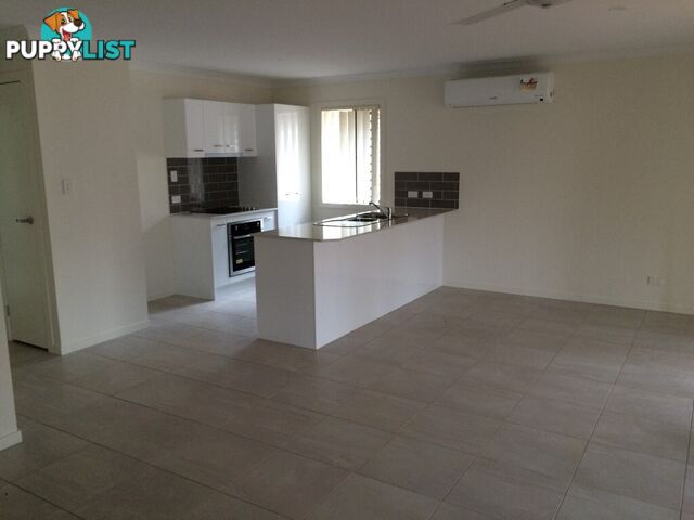 34/13 Andersson Court HIGHFIELDS QLD 4352