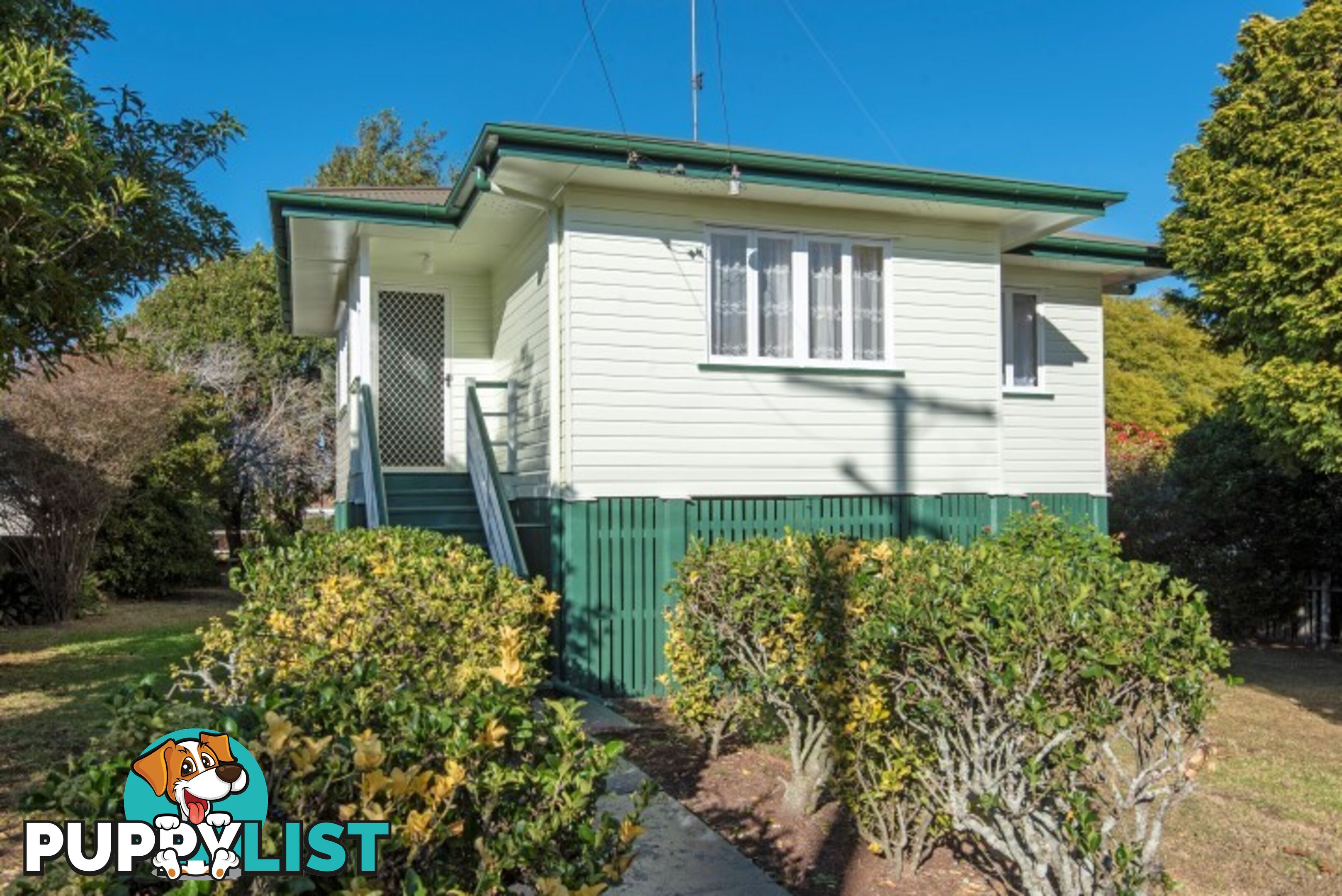 4 Murray Street NORTH TOOWOOMBA QLD 4350