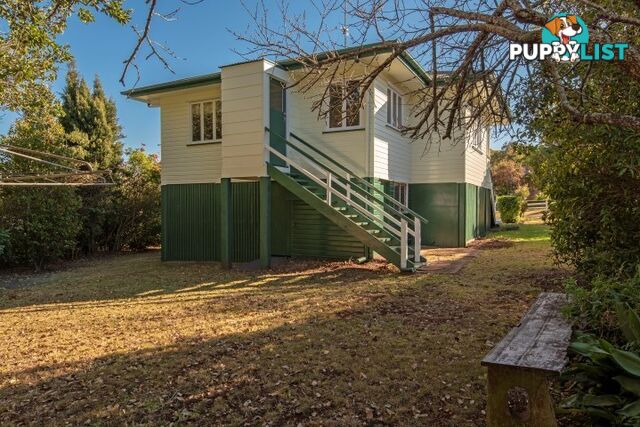 4 Murray Street NORTH TOOWOOMBA QLD 4350