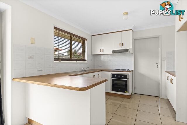 8 Rushlands Street GLENVALE QLD 4350