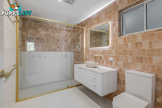 2 Glen Court GLENVALE QLD 4350