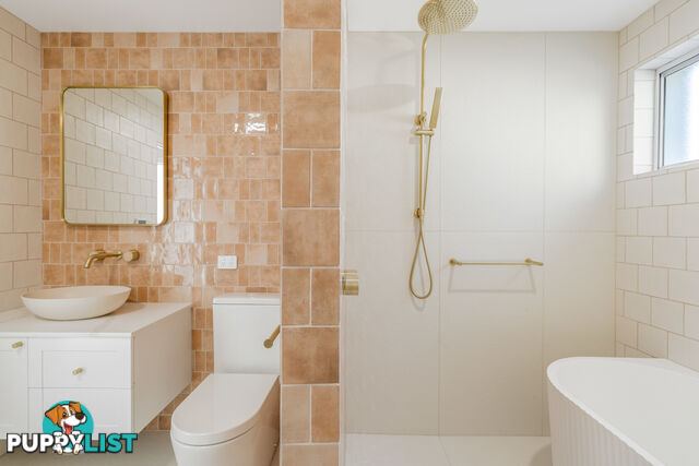 2 Glen Court GLENVALE QLD 4350