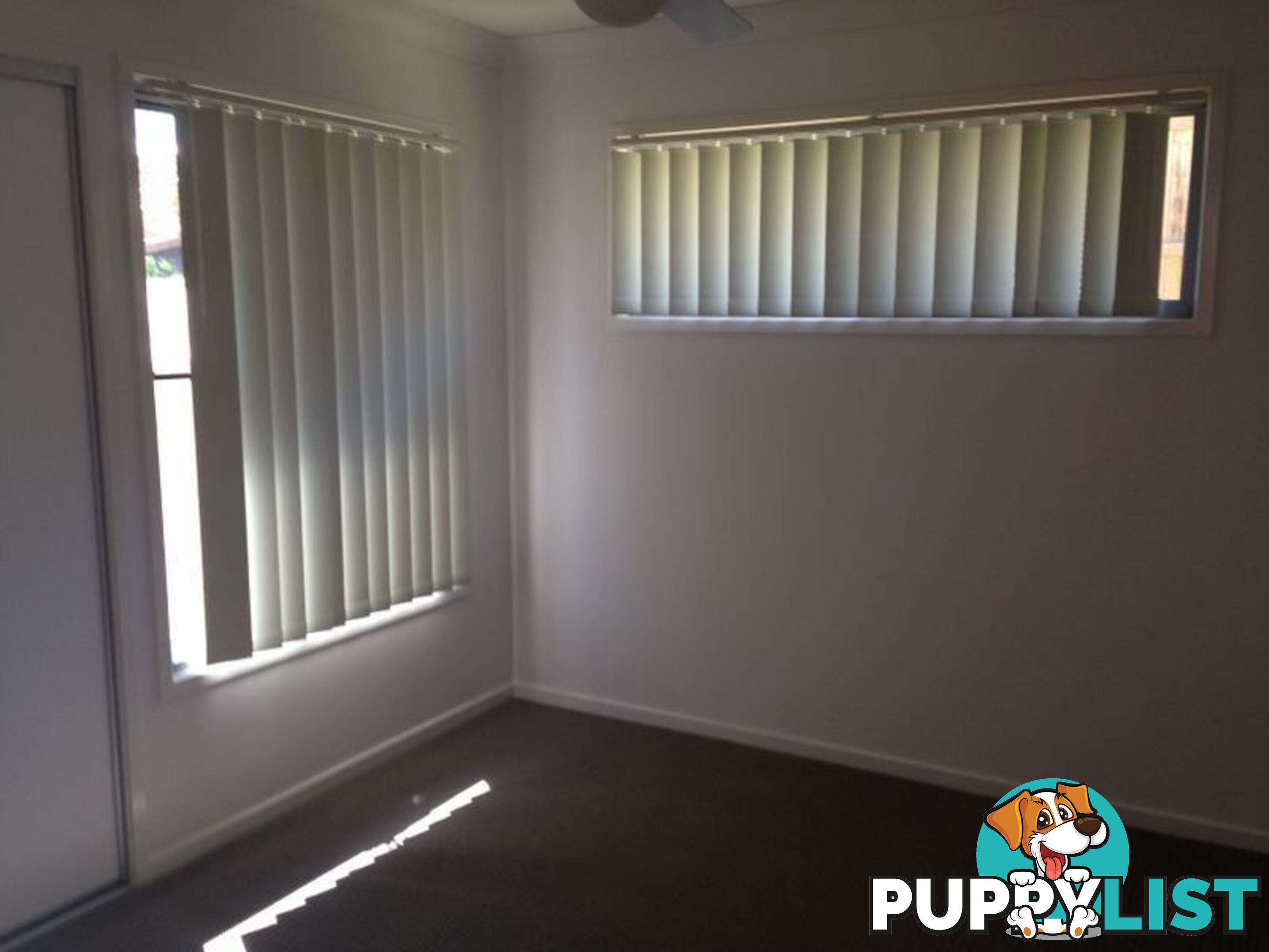 1/11 Carlin Street GLENVALE QLD 4350