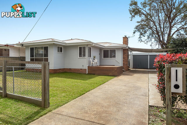 25 Cathro Street ROCKVILLE QLD 4350