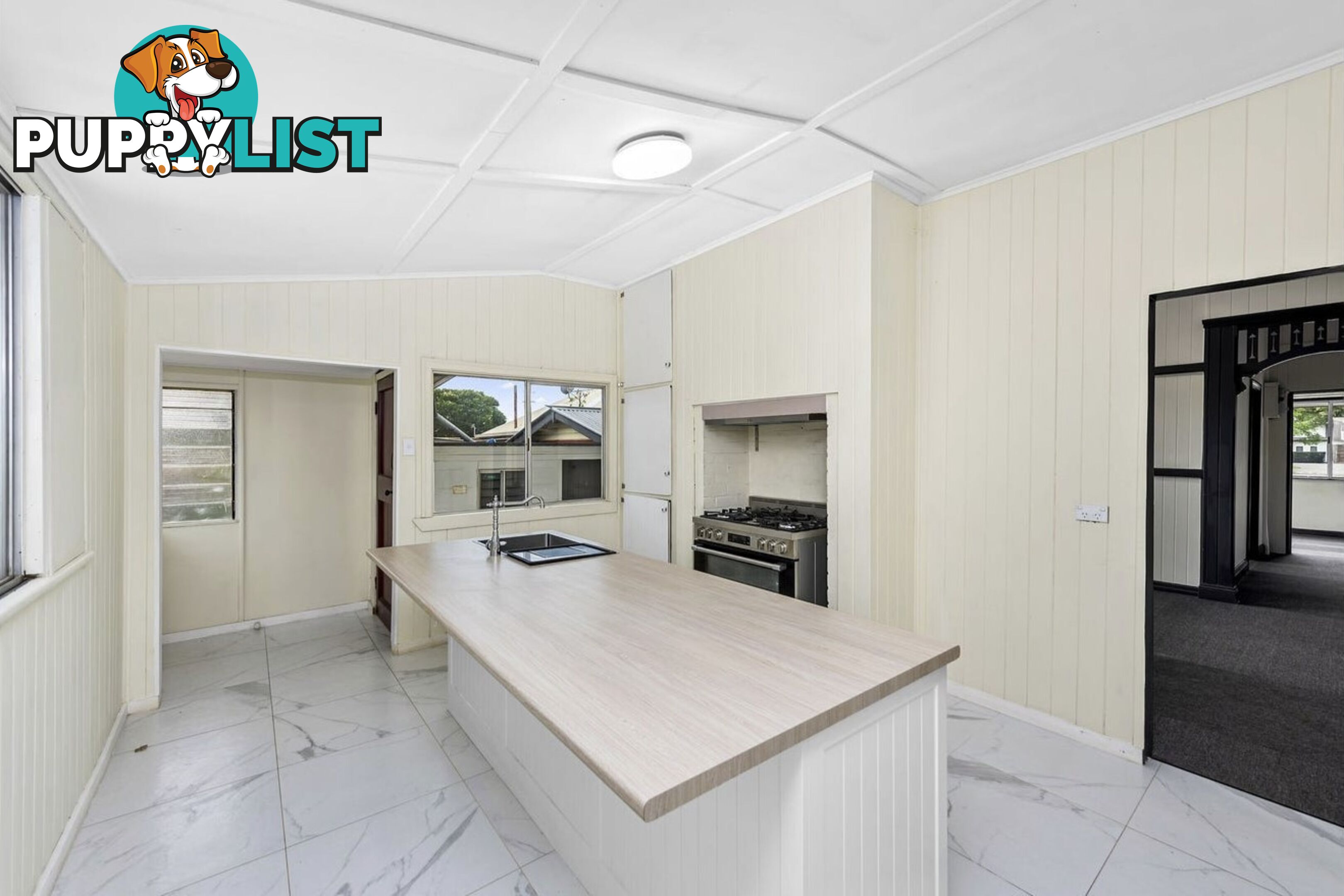 171 Holberton Street NEWTOWN QLD 4350