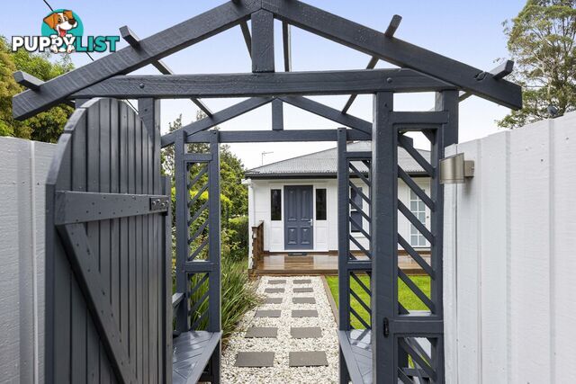 15 Mary Street MOUNT LOFTY QLD 4350