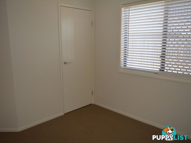 5 Gregory Street HARLAXTON QLD 4350