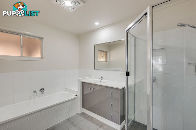 30 Gordon Avenue NEWTOWN QLD 4350