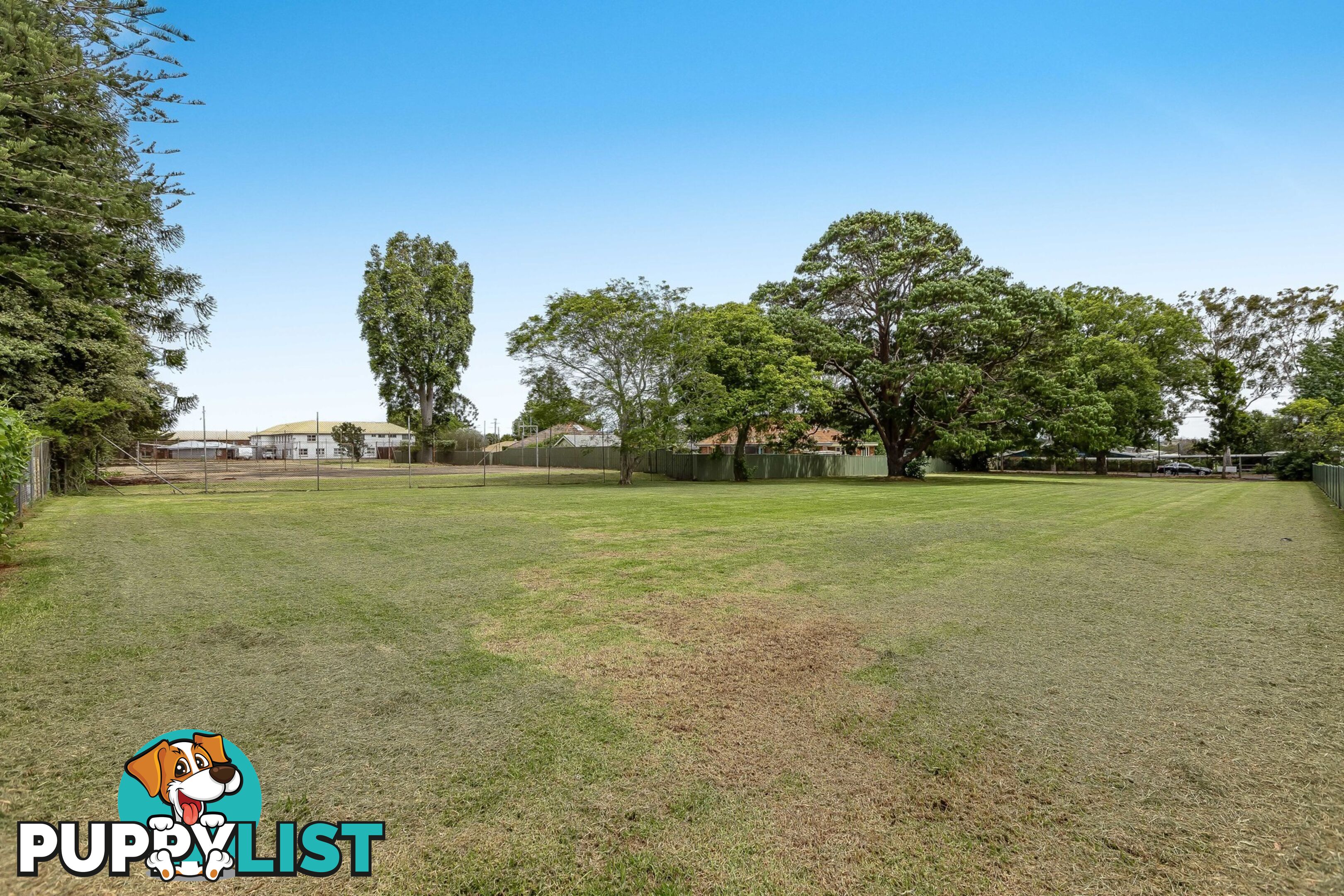 350 South Street HARRISTOWN QLD 4350