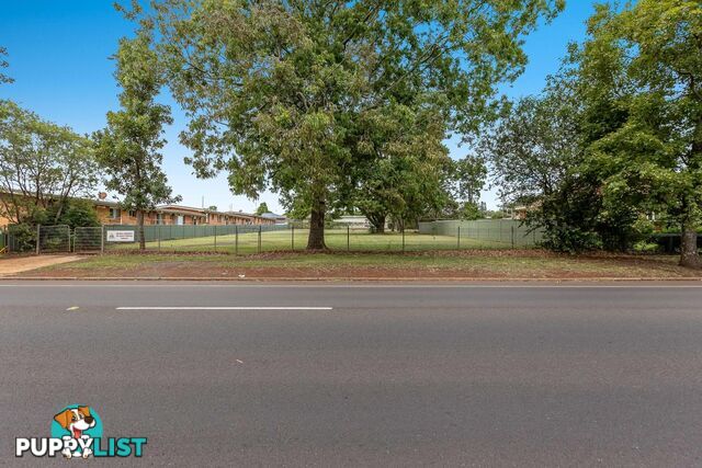 350 South Street HARRISTOWN QLD 4350