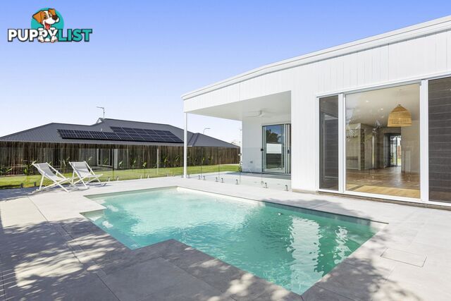 18 Gulawa Avenue HIGHFIELDS QLD 4352