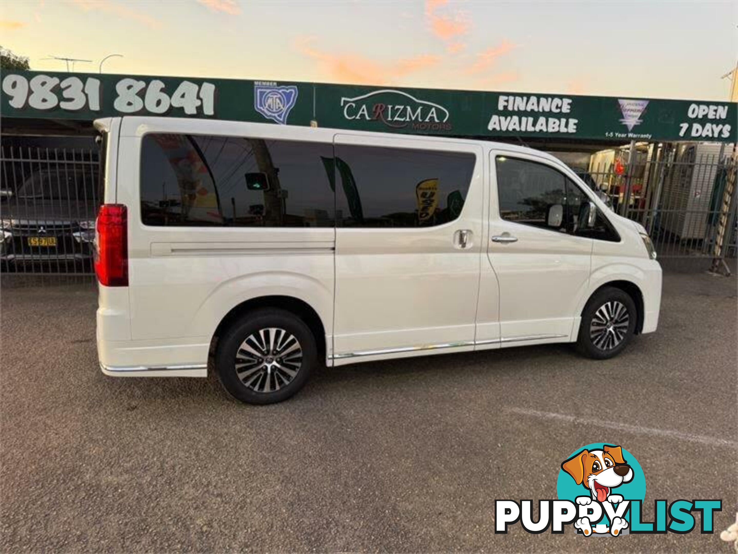 2019 TOYOTA GRANVIA STANDARD (8 SEATS) GDH303R WAGON