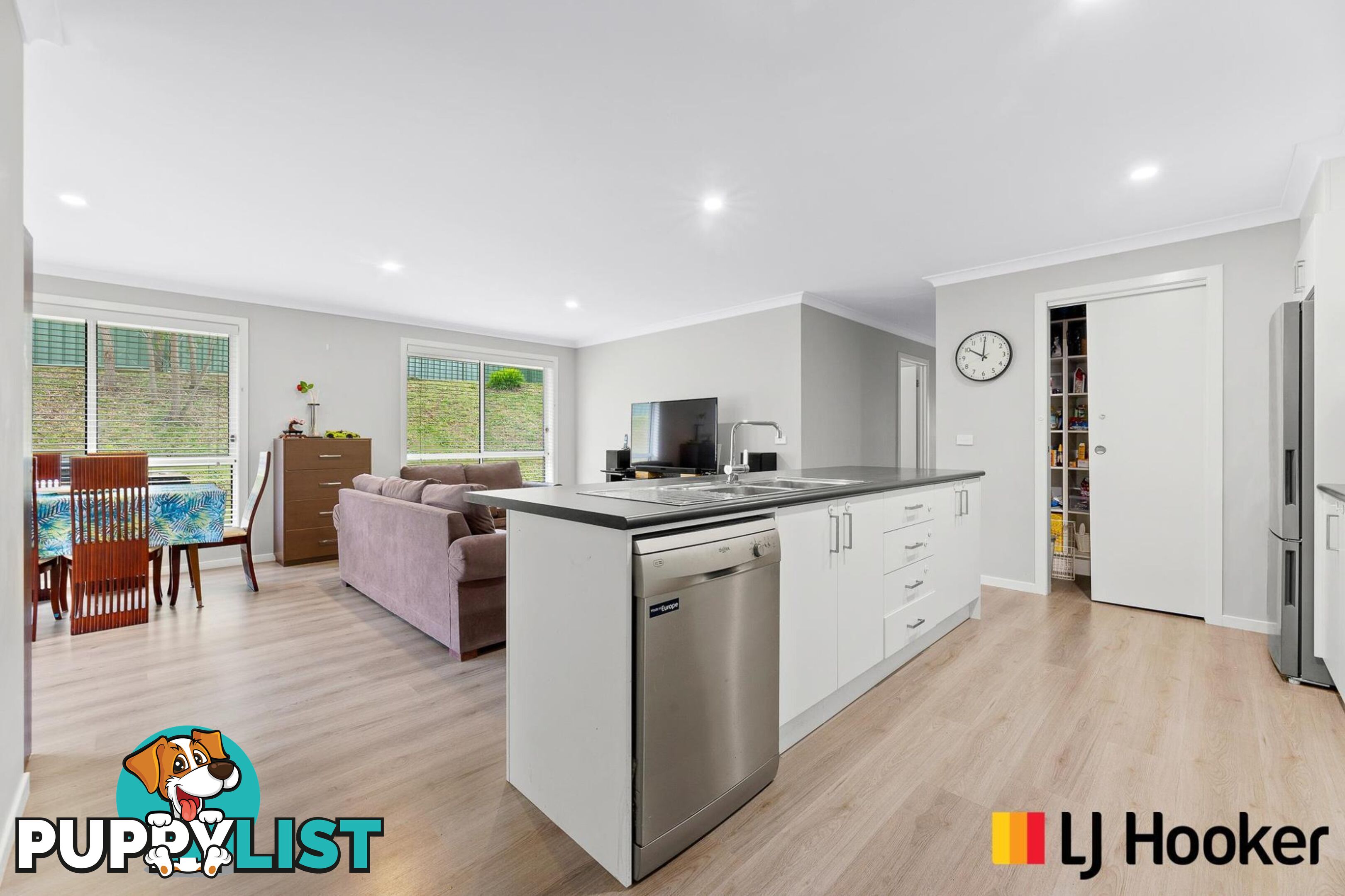 2 Escape Place MALUA BAY NSW 2536