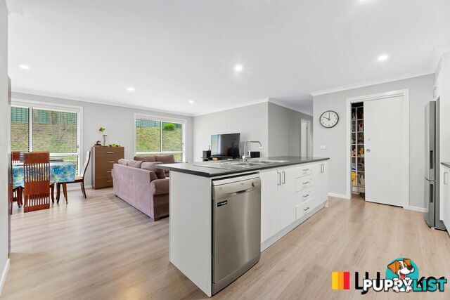 2 Escape Place MALUA BAY NSW 2536