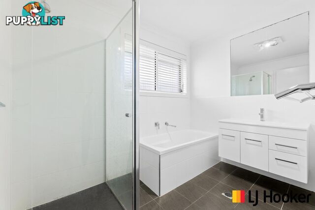 2 Escape Place MALUA BAY NSW 2536