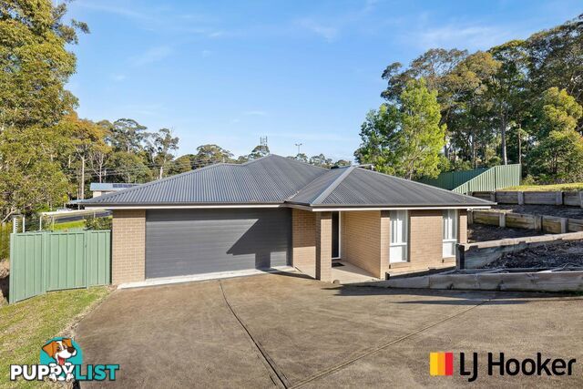 2 Escape Place MALUA BAY NSW 2536