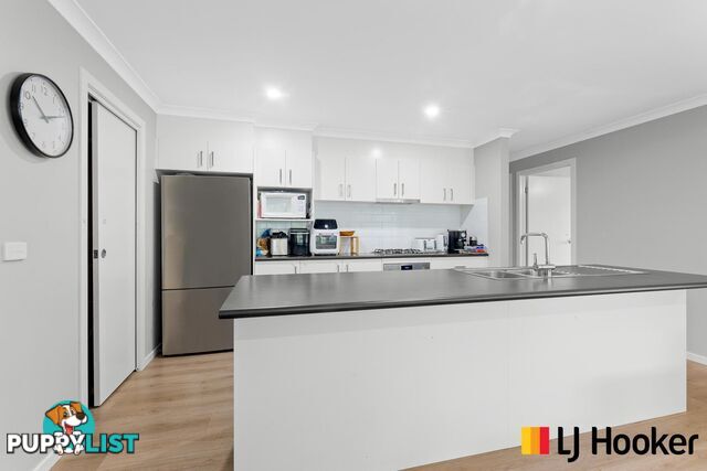 2 Escape Place MALUA BAY NSW 2536