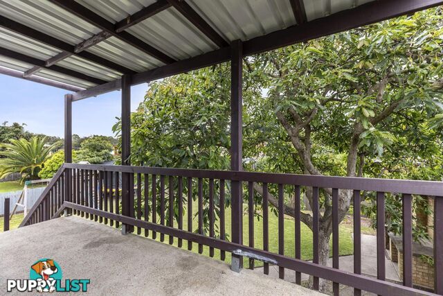 27 Wallaringa Street SURFSIDE NSW 2536