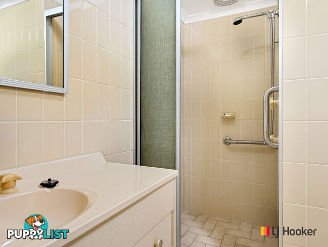 33/1-9 Wharf Road "Sugden Glen" BATEMANS BAY NSW 2536
