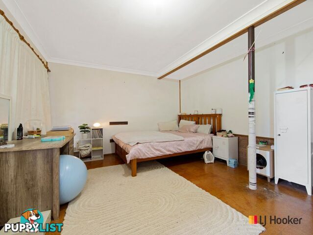 25 Elizabeth Street MORUYA HEADS NSW 2537