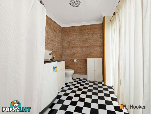 25 Elizabeth Street MORUYA HEADS NSW 2537