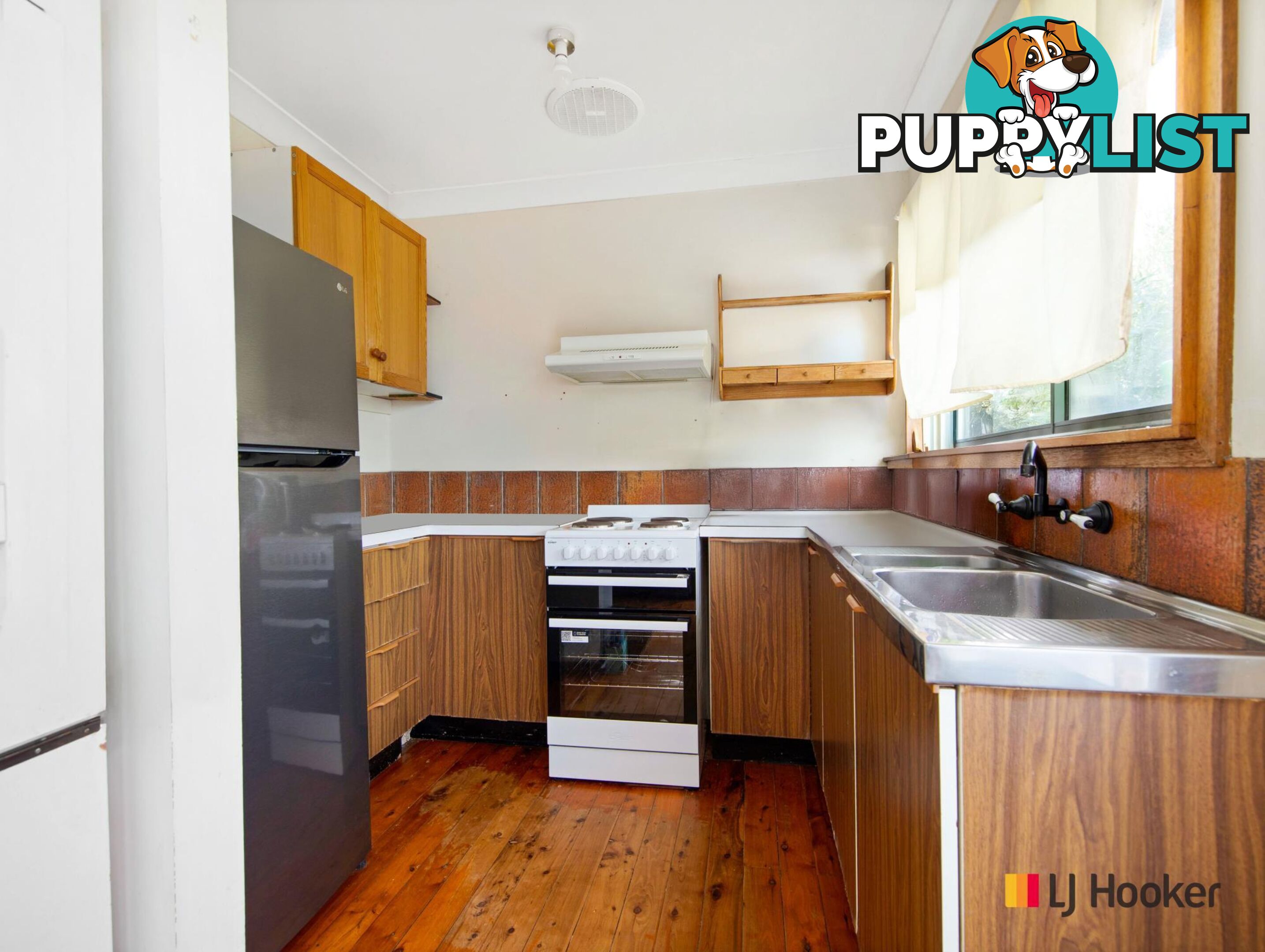 25 Elizabeth Street MORUYA HEADS NSW 2537