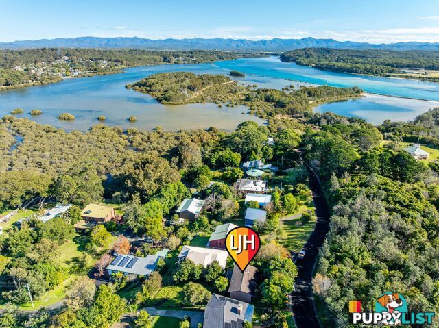 25 Elizabeth Street MORUYA HEADS NSW 2537