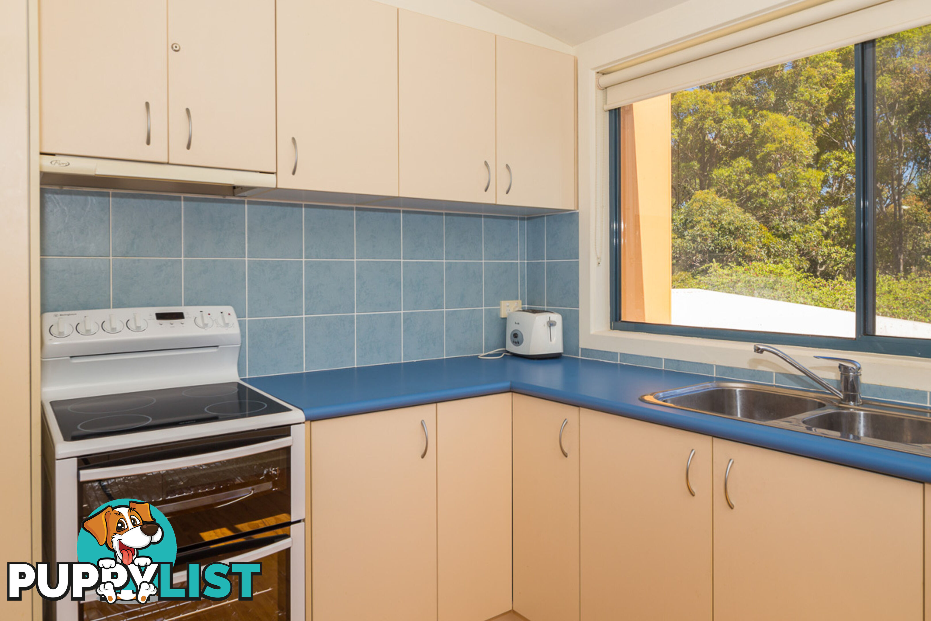 104 Tallawang Ave MALUA BAY NSW 2536