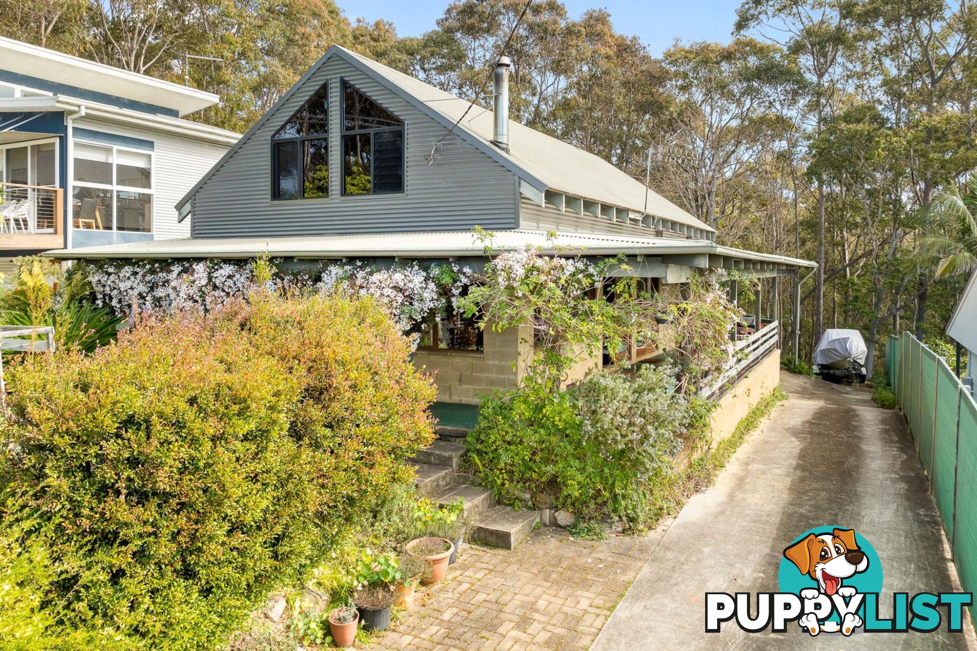 15 Hazel Road MORUYA HEADS NSW 2537