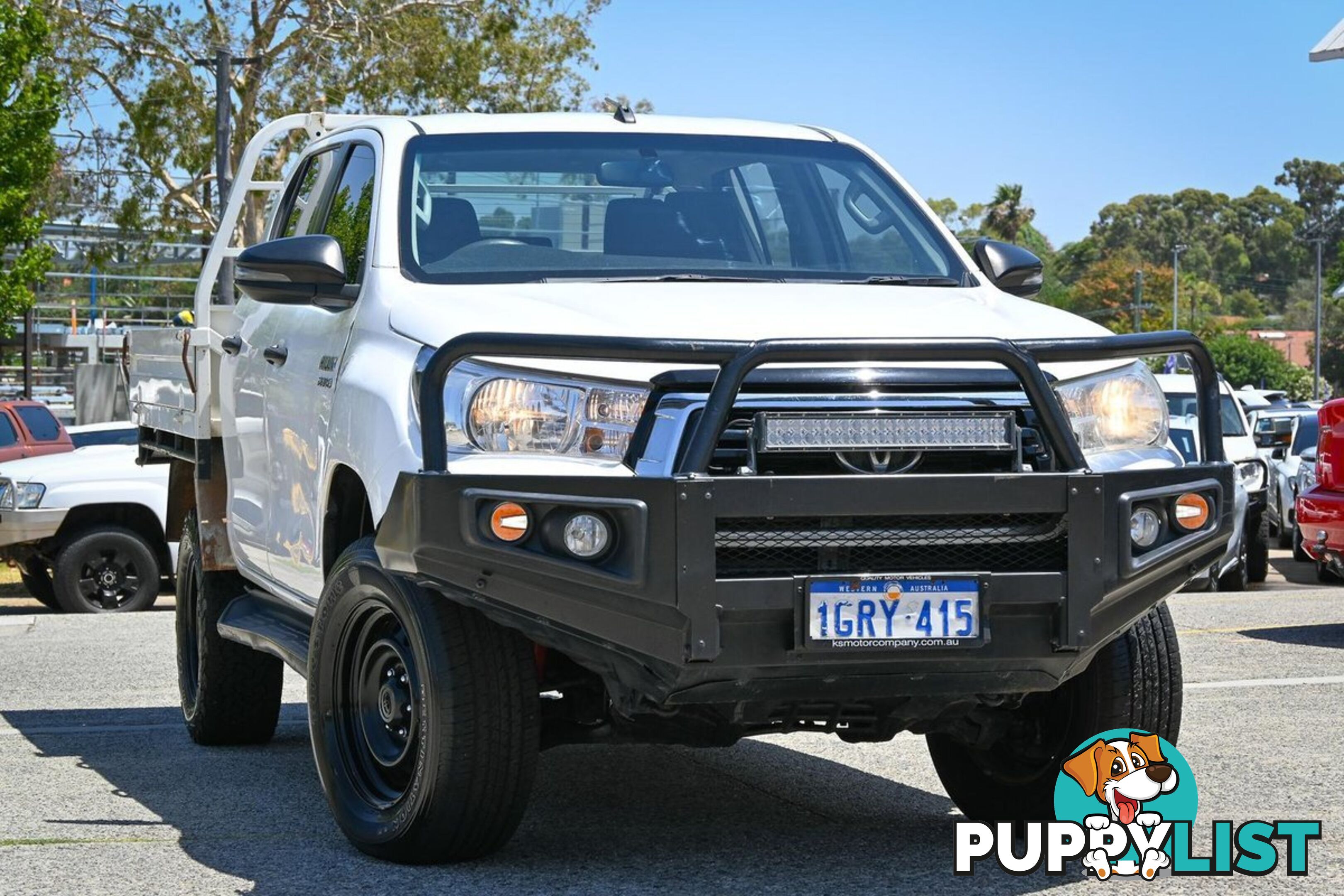 2018 TOYOTA HILUX SR GUN126R-4X4-DUAL-RANGE DUAL CAB CAB CHASSIS