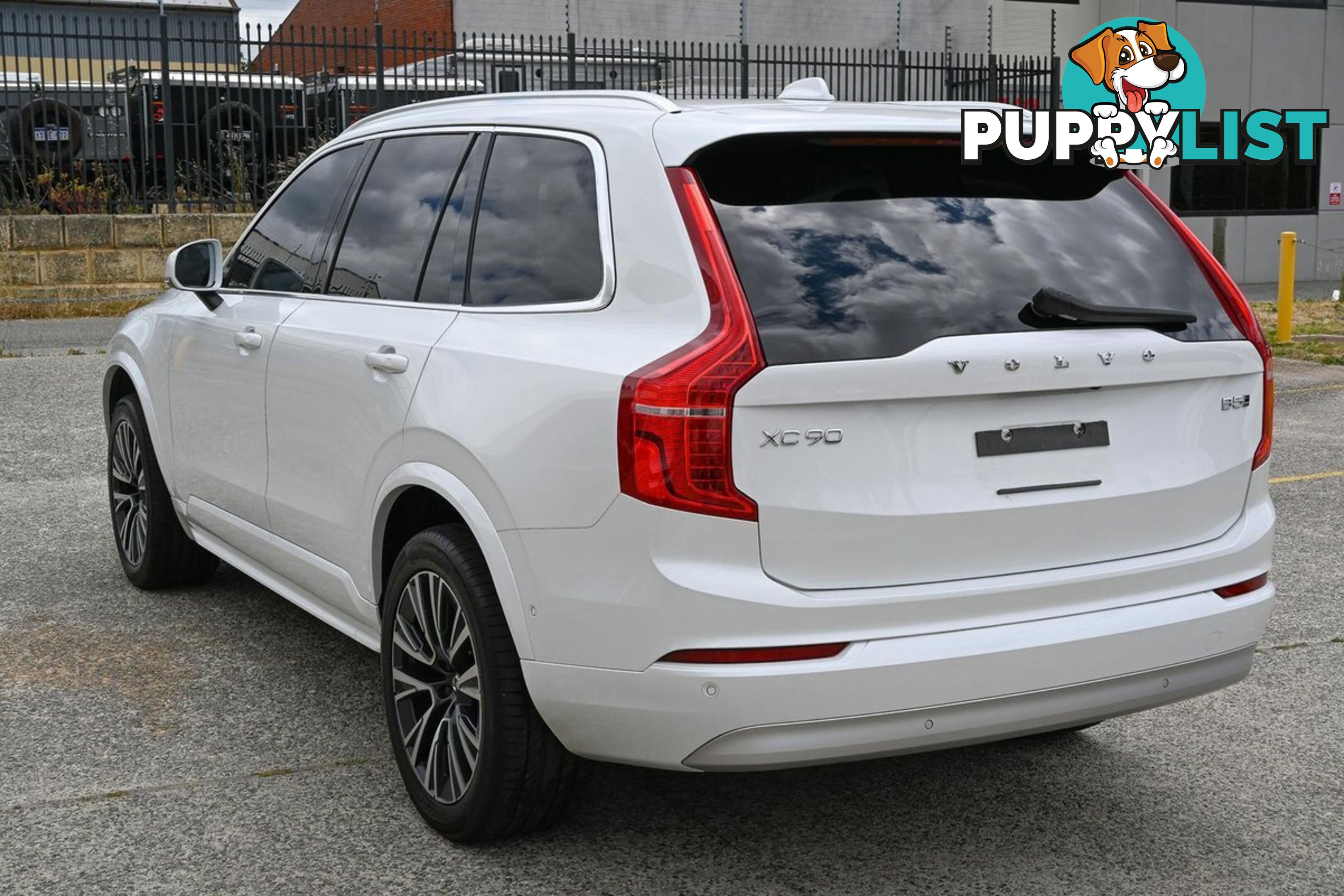 2022 VOLVO XC90 B5-MOMENTUM MY22-AWD SUV